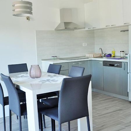 רוגוזניצה Apartments Zora מראה חיצוני תמונה