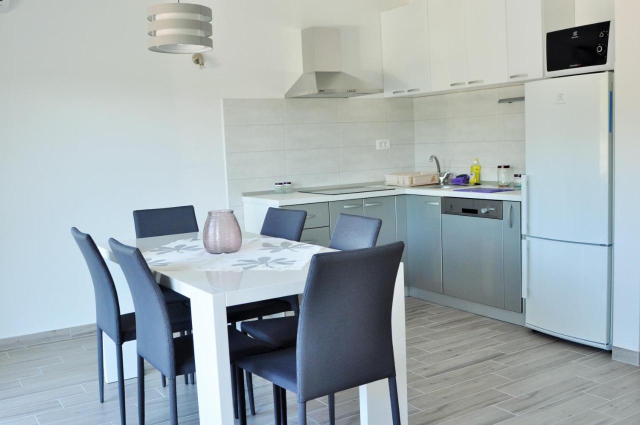 רוגוזניצה Apartments Zora מראה חיצוני תמונה